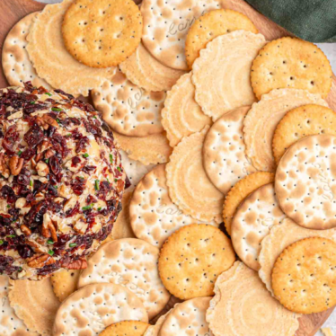 Gouda, Cranberry and Pecan Cheese Ball